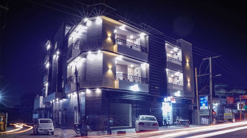 About Executive Girls Inn